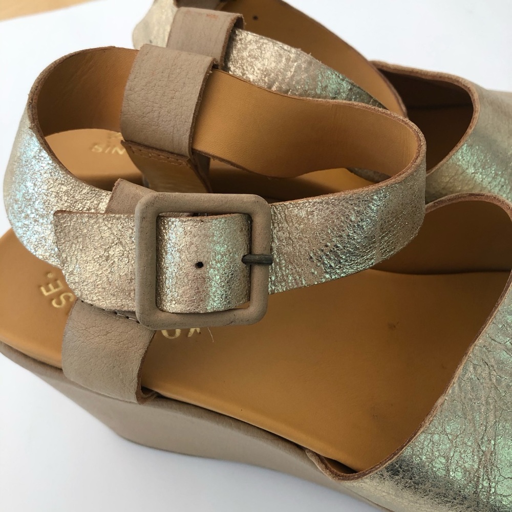 Kork- Ease size 8 metallic wedge sandals - Picture 12 of 15
